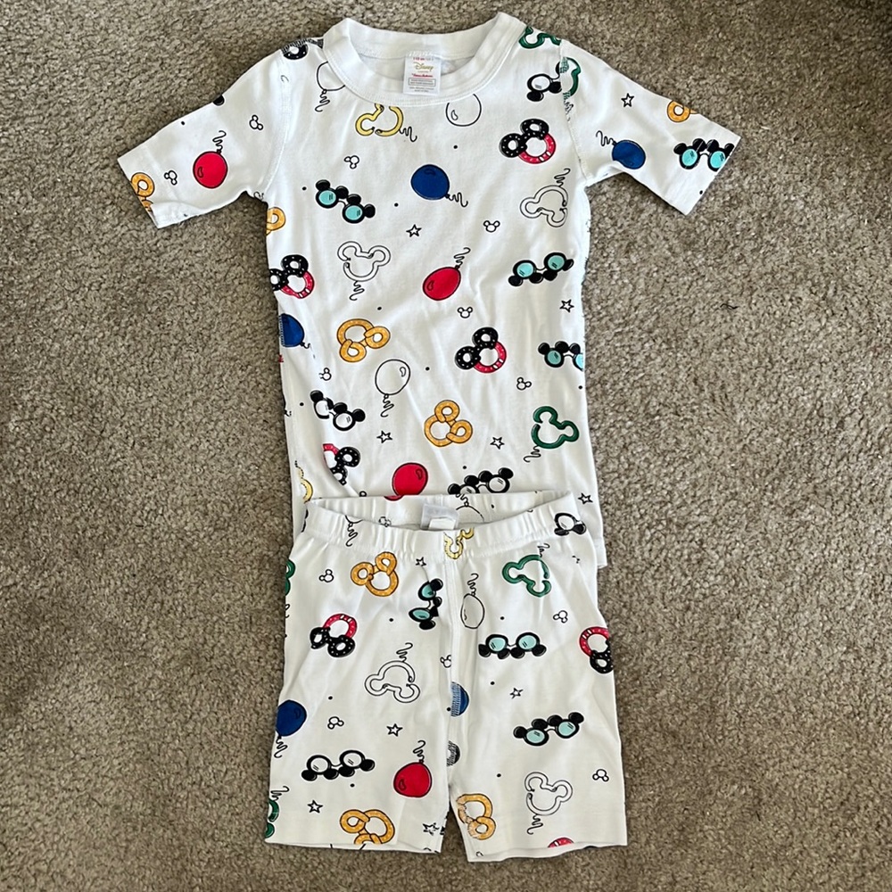 Hanna Anderson Disney Mickey balloons/snacks pjs US 5